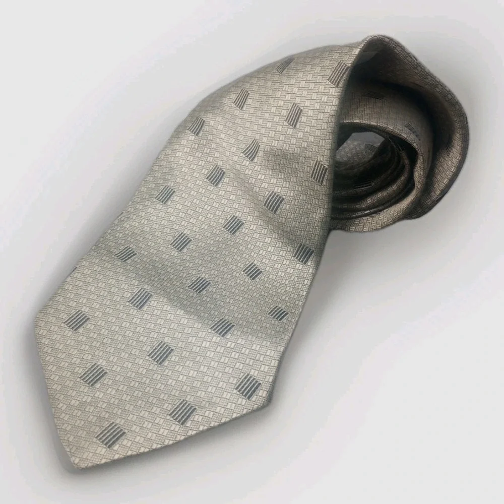 Daniel Craig DC Luxury Tie Geometric Print Italian Silk Necktie Brushed Nickel